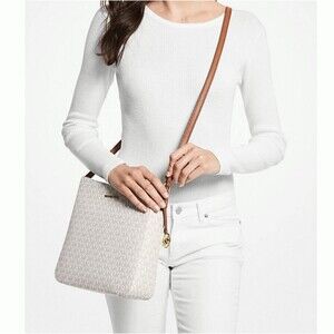 NWOT MICHAEL Michael Kors Jet Set Travel Large Logo Messenger Bag, new